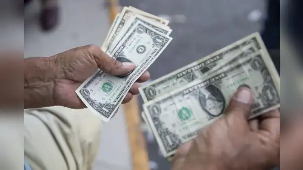 Precio del dólar cierra al alza y cotiza en S/3,8690 este miércoles 15 de febrero