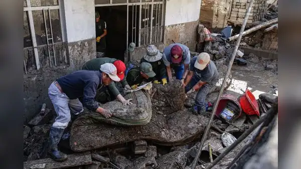 Intensas lluvias en distrito dejan más de 100 familias afectadas en Arequipa