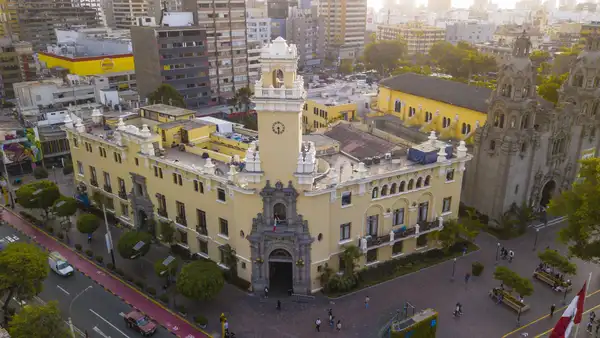 Concejo Municipal declara a Miraflores zona restringida para concentraciones y marchas públicas