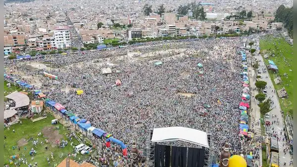 "De Cajamarca para el mundo": cámaras captaron a miles de asistentes al carnaval cajamarquino
