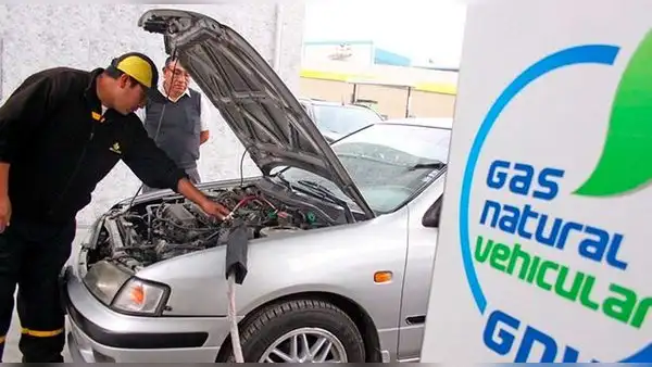Minem dirige S/200 millones para convertir autos de GLP a GNV