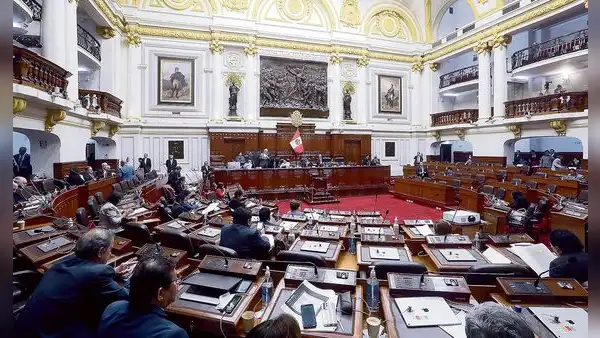 Congreso: ¿cuánto ganan los asesores de los congresistas, sueldo que supera al de un alto funcionario?