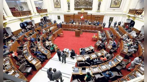 Congreso: parlamentarios justifican privilegios con frases ‘célebres’