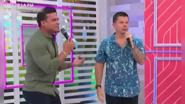 Mario Hart y Christian Domínguez pasan roche al olvidarse letra de su canción en vivo: ¿qué dijeron?