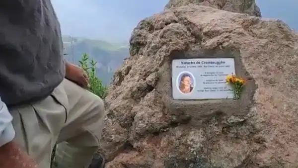 El Colca rinde homenaje a Natacha de Crombrugghe con una placa