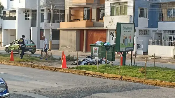 Hallan a bebé fallecido en contenedor de basura en urbanización de Chiclayo