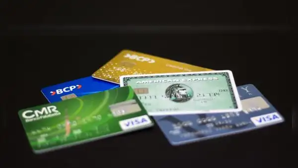 ¿A quién le puedo dar un adicional de mi tarjeta de crédito y cuántas puedo solicitar?