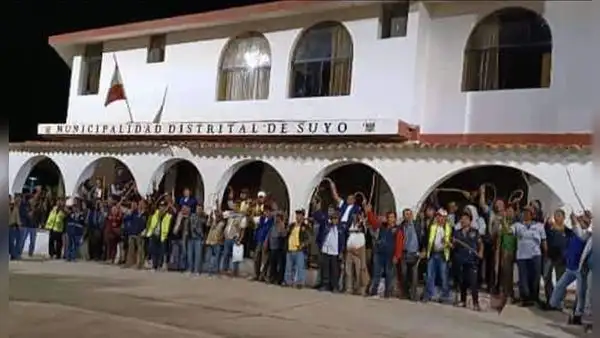 Ronderos anuncian castigo contra alcalde de Suyo por incumplimiento de obra en Piura