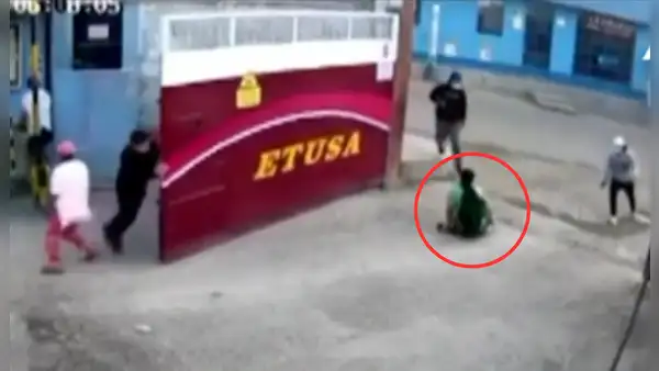 Hombre quiso esconderse de ladrones, pero empresa le cerró la puerta y terminó baleado