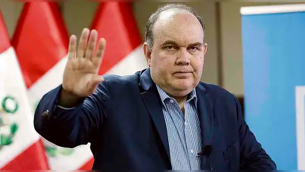 Rafael López Aliaga: ¿qué carreras estudió el alcalde de Lima y en qué universidades?
