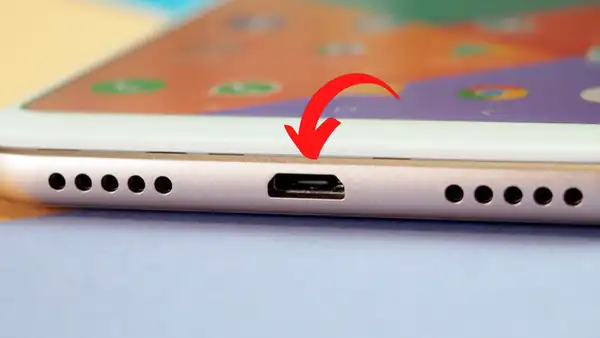 ¿Por qué los teléfonos móviles dejaron de usar el puerto micro-USB?