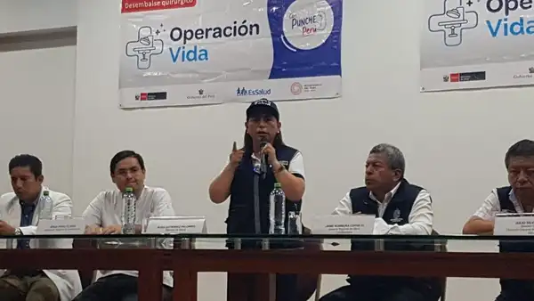 Ministra de Salud admitió que urgen planes de gestión ante crisis sanitaria en Lambayeque