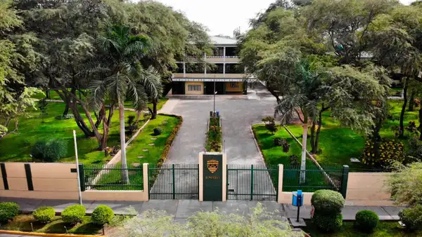 Piura: colegio jesuita recibe a niñas por primera vez en su historia