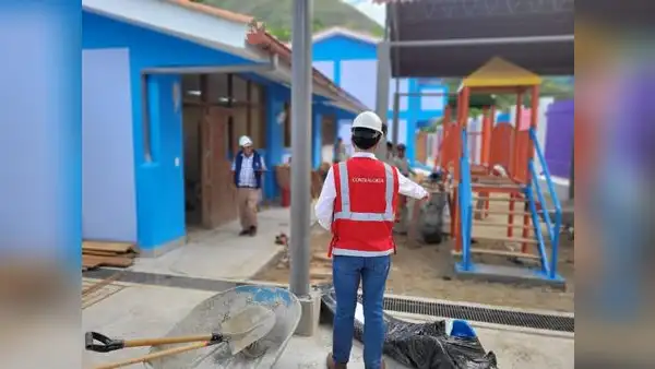 Observan obras ejecutadas en 10 colegios públicos de Lambayeque