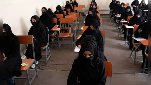 Irán: se registran nuevos envenenamientos a cientos de alumnas con gas tóxico