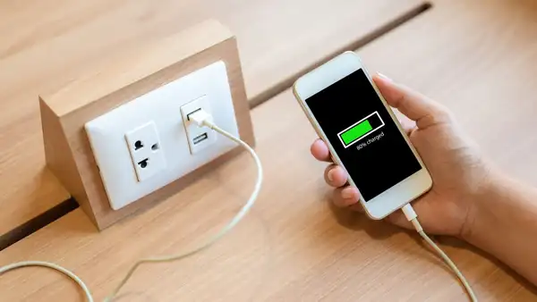 ¿Es recomendable cargar tu teléfono cuando está apagado o encendido? Aquí la respuesta