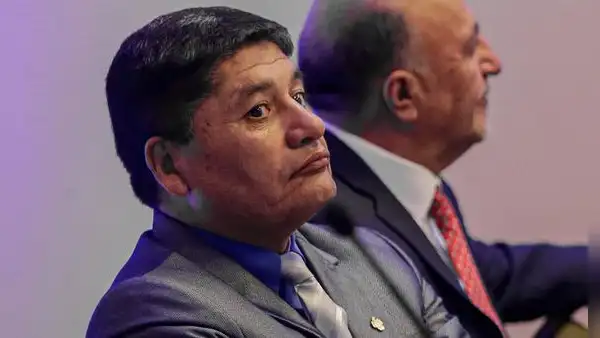 Arequipa: investigan a alcalde Víctor Hugo Rivera por lavado de activos