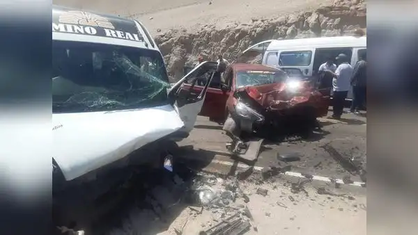 Dos fallecidos y varios heridos dejó accidente de tránsito en Arequipa