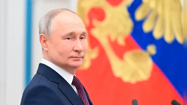 Corte Penal Internacional emite orden de detención contra Putin por crímenes de guerra