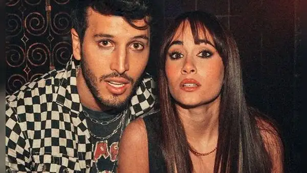 ¿Cuál es la estatura de Aitana y cuántos centímetros le lleva Sebastián Yatra?