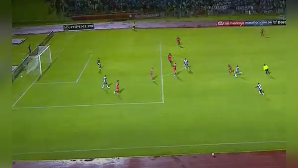 ¡Golazo de Gabriel Costa! 'Gabi' aprovechó un error de Huancayo y puso el 1-1 de Alianza Lima