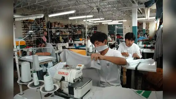 Gobierno pedirá al Indecopi iniciar nueva investigación sobre invasión de prendas chinas