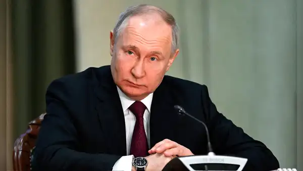 Rusia amenaza a Reino Unido si entrega municiones de uranio empobrecido a Ucrania