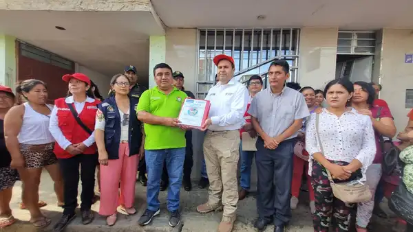 Entregan al Ministerio de Vivienda primer padrón con más de 100 damnificados por lluvias en Trujillo