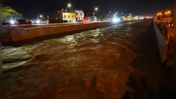 PCM declara en estado de emergencia a algunos distritos de Ica y Huánuco por intensas lluvias
