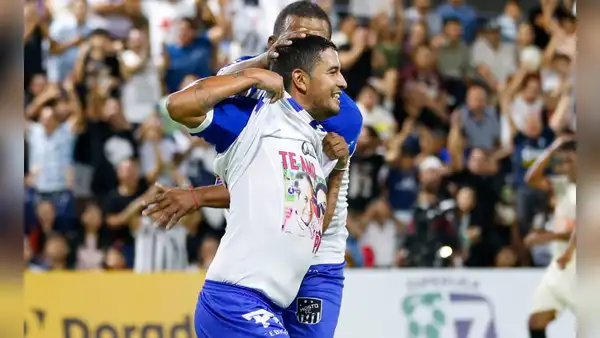 Con un golazo de Manco, Alianza FC derrotó a Embajadur y se coronó campeón de la Superliga Stars