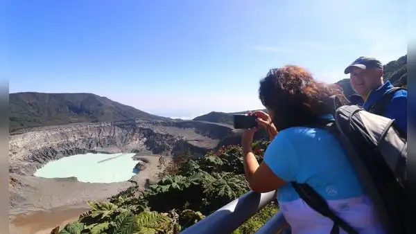 El turismo tico de volcanes