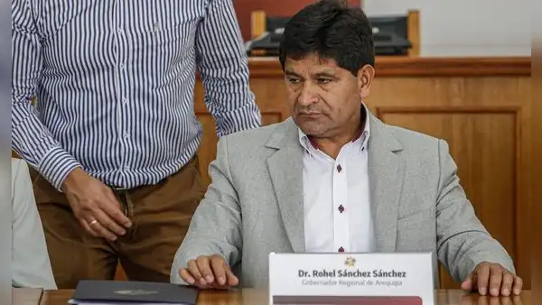 Rohel Sánchez: conflicto de mineros artesanales es un problema de dos privados