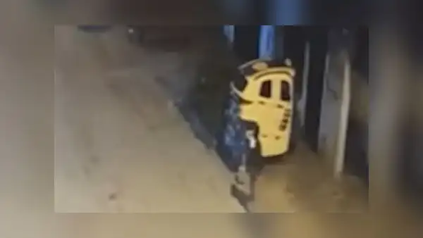 Mujer denuncia que su vecino la acosó y PNP pide que lo atrape y lleve a comisaría