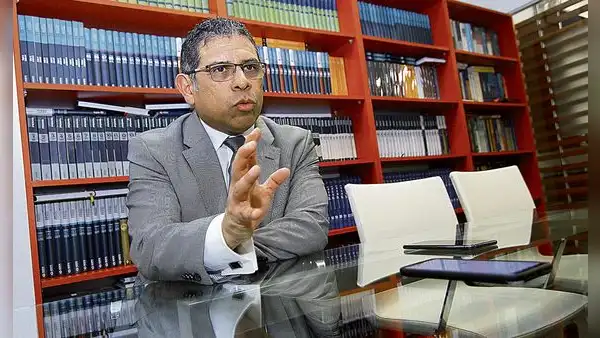 César Azabache: "El Congreso mantiene un esquema en el que los trabajadores son feudo del legislador"