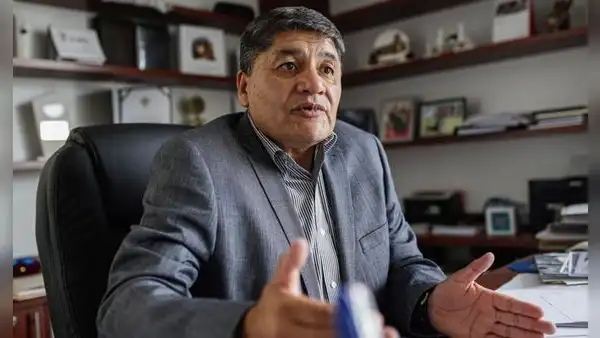 Alcalde de Arequipa: La política es como el fútbol, siempre habrá detractores, siempre me van a criticar