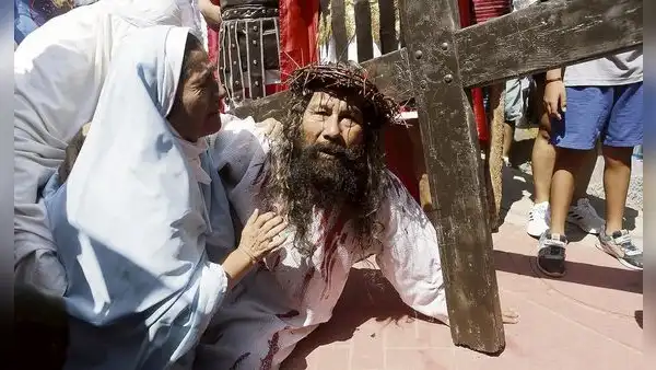‘Cristo Cholo’ pidió que haya paz y que los peruanos se reconcilien