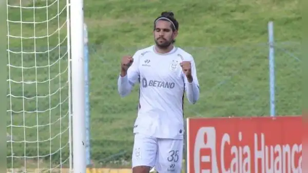Bronca por no ganar en el FBC Melgar