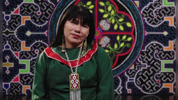 Olinda Silvano, artista shipibo y lideresa indígena, denuncia ser amenazada de muerte