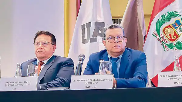 Patricia Benavides no hizo maestría y doctorado en Alas Peruanas