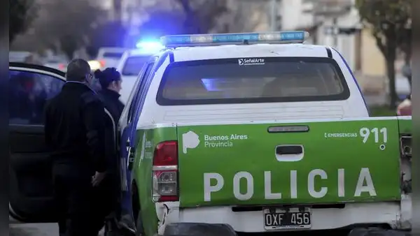 Mujer roba el dinero que era para la operación del riñón de su madre y se fuga con su novio