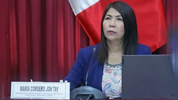 María Cordero a un paso de ser expulsada de Fuerza Popular por recorte de sueldo