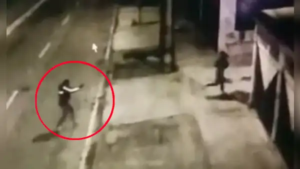 Ciclista mata a tiros a ladrón que le acababa de robar su bicicleta junto a 3 cómplices