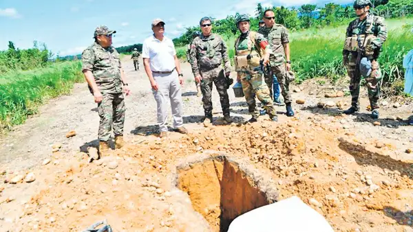 Policía destruye 18 narcopistas usadas para enviar cocaína