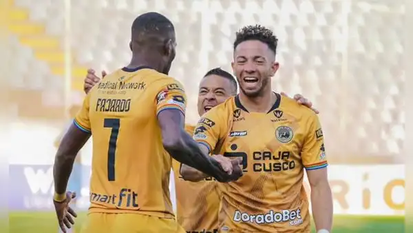 Cusco FC gana y sigue en la pelea