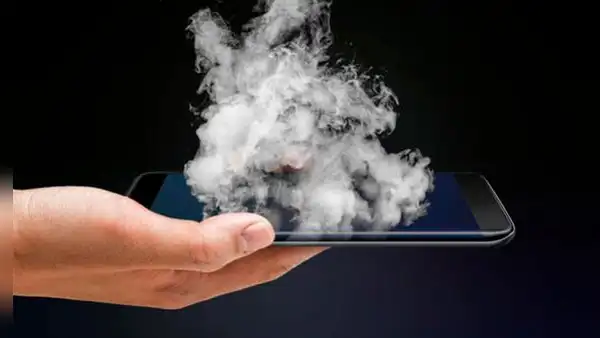 ¿Qué sucede si dejas tu teléfono al Sol durante varias horas? Aquí te lo contamos