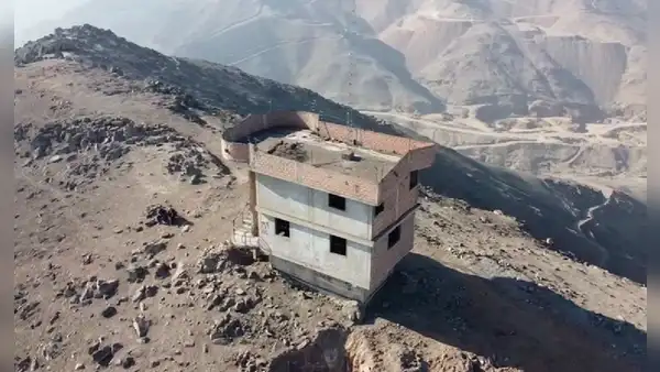 Así es por dentro la MISTERIOSA CASA abandonada de los cerros de Pasamayito, en Comas