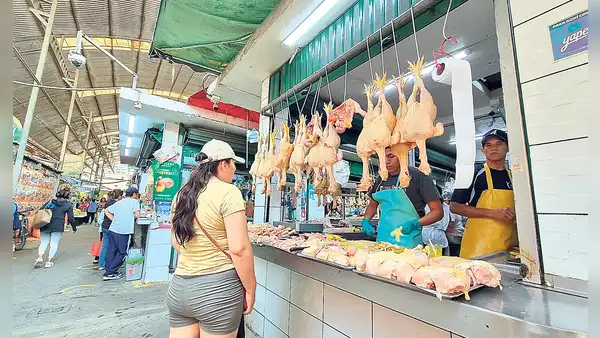 Precio del pollo alcanza los S/13,9 en mercados