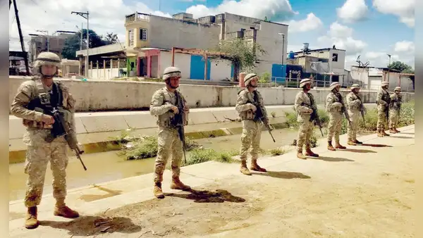 Fuerzas militares llegaron a la zona fronteriza de Tumbes