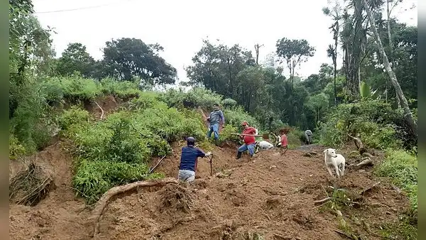 Alcaldes de Piura claman por ayuda ante lluvias intensas