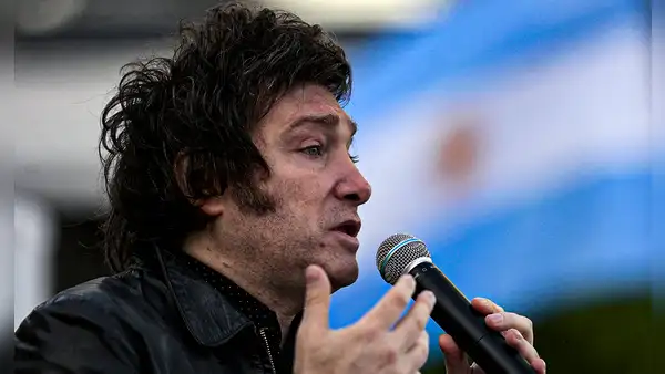 Javier Milei lidera encuestas para las elecciones presidenciales en Argentina 2023